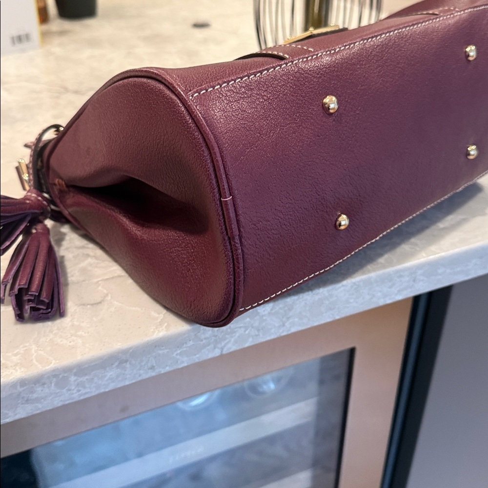 Dooney & Bourke Lucca pocket satchel 30 in wine/plum - Picture 7 of 10